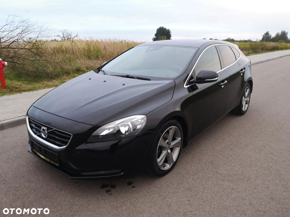 Volvo V40 T3 Momentum - 33