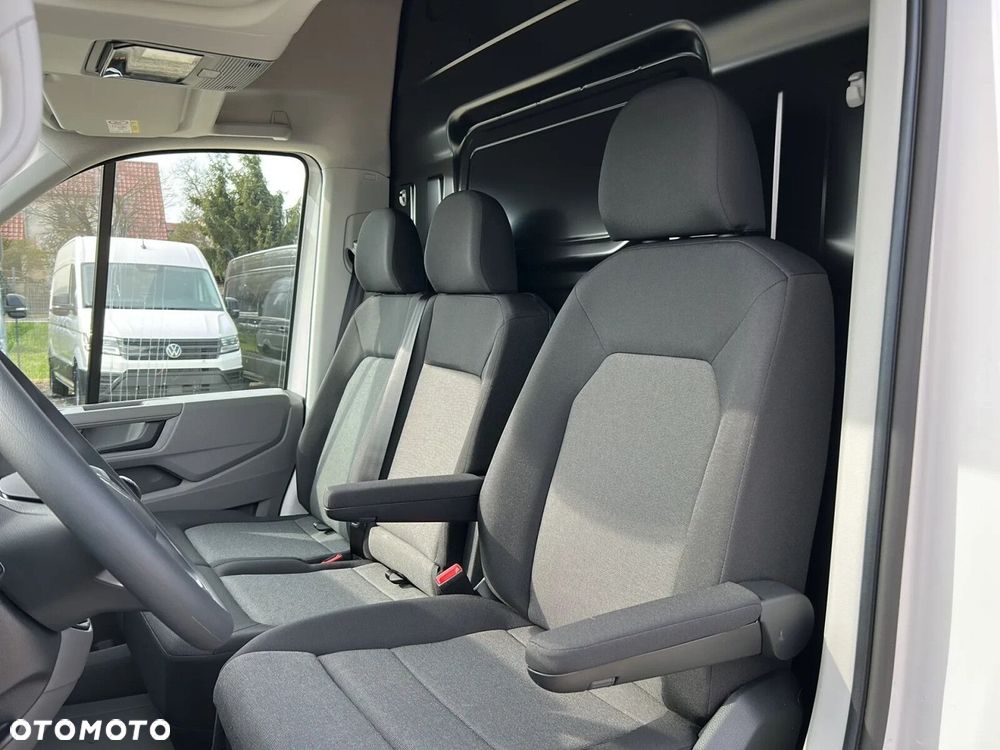 Volkswagen Crafter 35 Furgon L4H3, 2.0 TDI 140 KM, Wysoki dach, r. o. 4490mm - 17