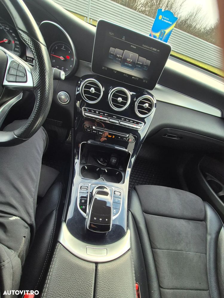 Mercedes-Benz GLC 250 d 4MATIC 9G-TRONIC AMG Line - 20