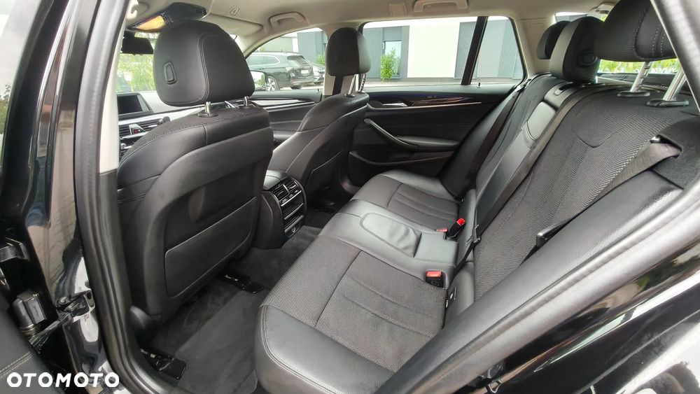 BMW Seria 5 520d - 9