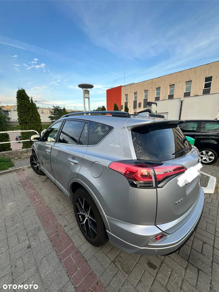 Toyota RAV4 Hybrid Selection 4x2 - 12