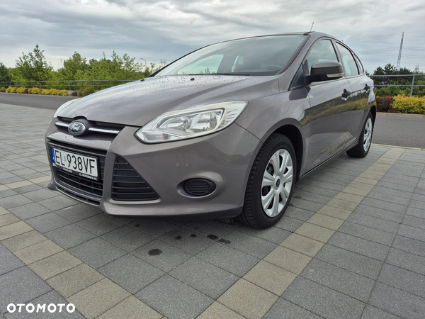 Ford Focus 1.6 Gold X (Trend)