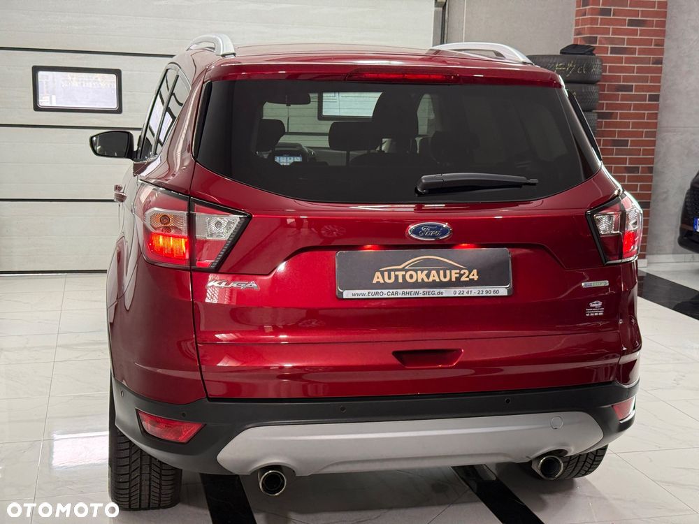 Ford Kuga 1.5 EcoBoost 2x4 Titanium - 8