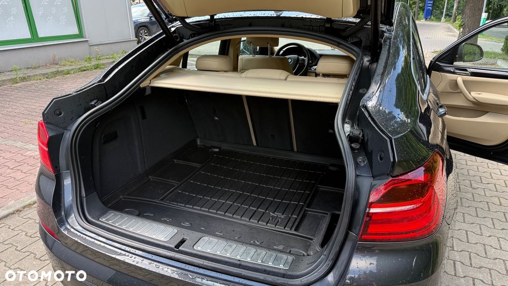 BMW X4 xDrive20i xLine - 14