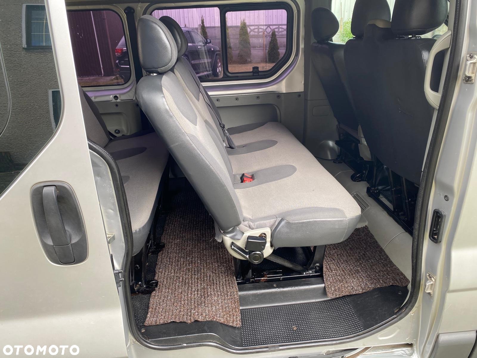 Renault Trafic L1H1 Passenger Lux - 12