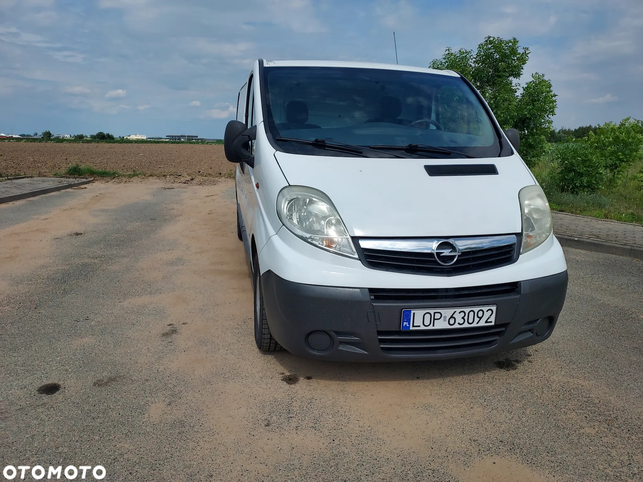 Opel Vivaro - 13