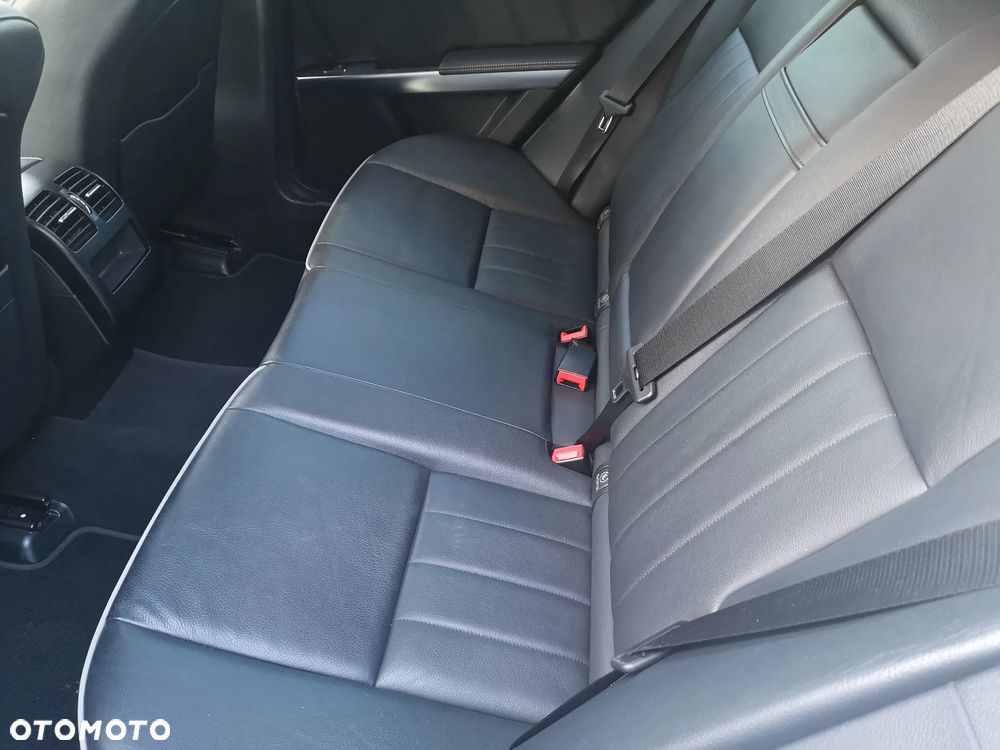 Mercedes-Benz GLK 350 4-Matic - 13