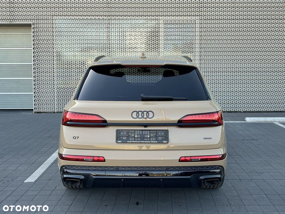 Audi Q7 - 10