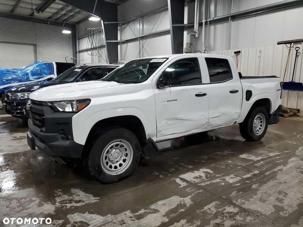 Chevrolet Silverado - 2