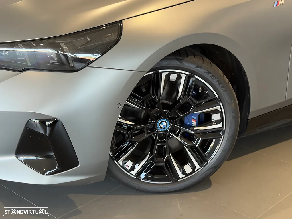 BMW i5 M60 xDrive Pack Desportivo M Pro - 6