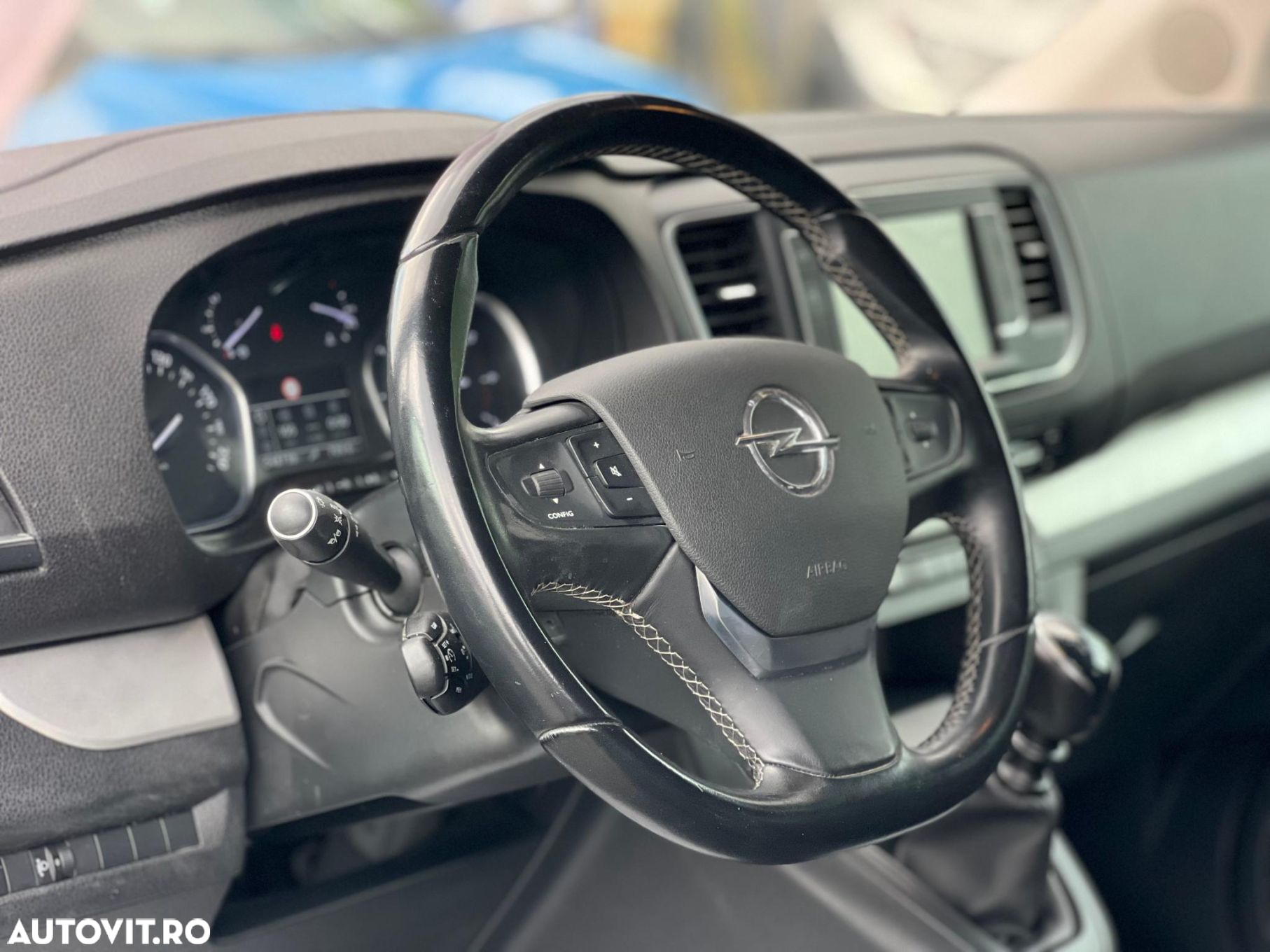 Opel vivaro - 20