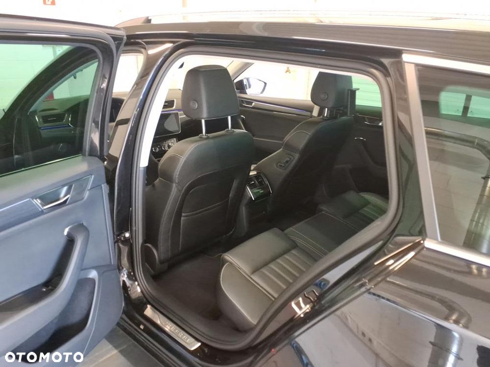 Skoda Superb 2.0 TDI 4x4 DSG Style - 11