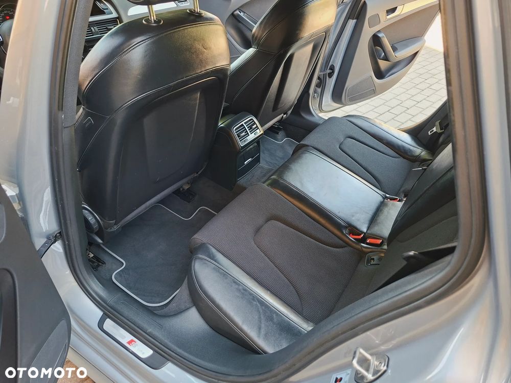 Audi A4 Avant 2.0 TDI DPF multitronic S line Sportpaket - 20