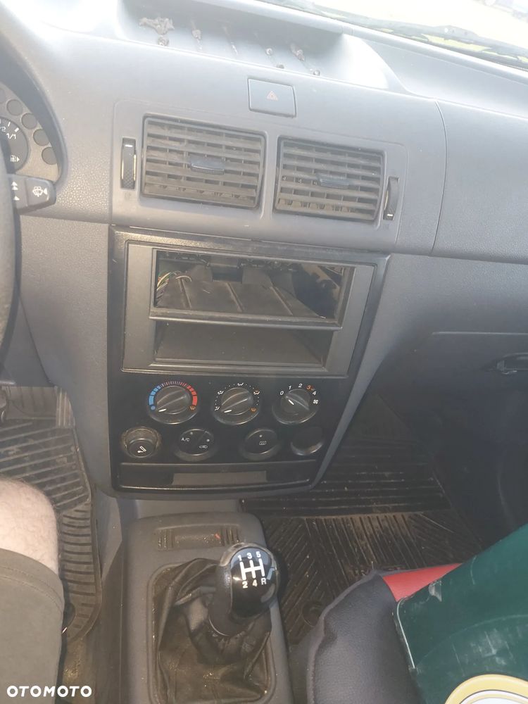 Ford Transit conect - 7