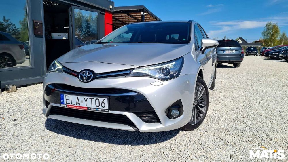 Toyota Avensis - 13