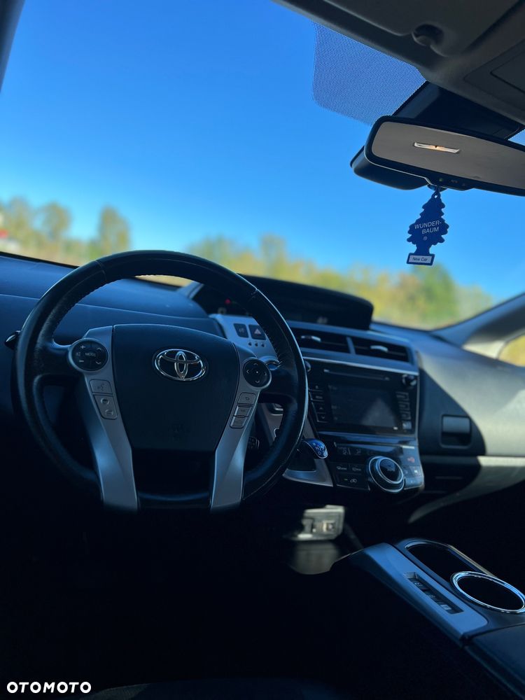 Toyota Prius+ (Hybrid) Comfort - 15