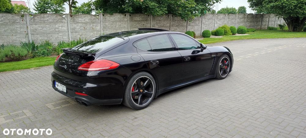 Porsche Panamera GTS - 6