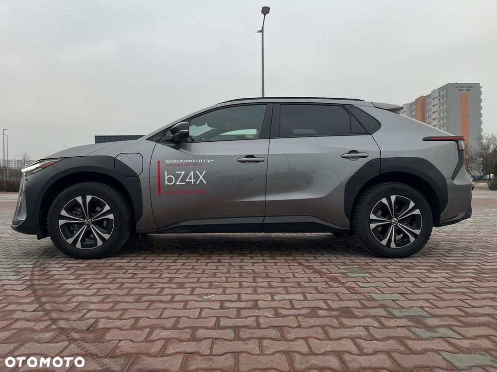 Toyota bZ4X - 14