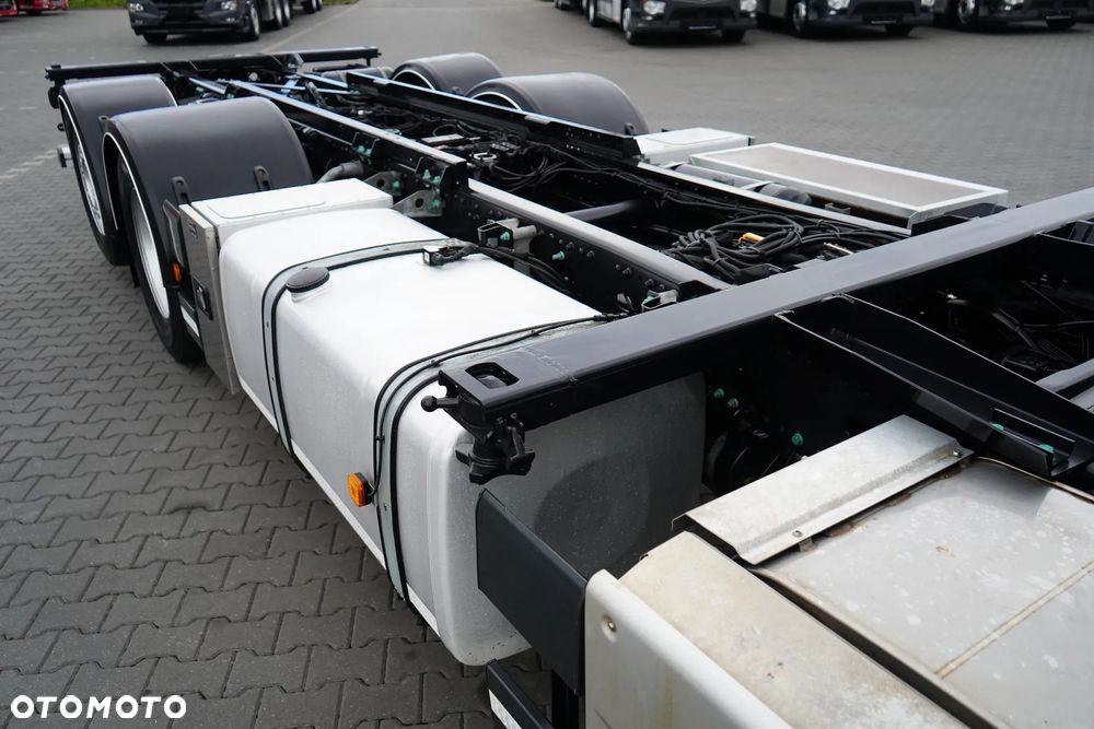 MAN TGX / 26.510 / GX / ACC / E 6 / RETARDER / BDF / OŚ SKRĘTNA / 7,15 M , 7,45 M - 40