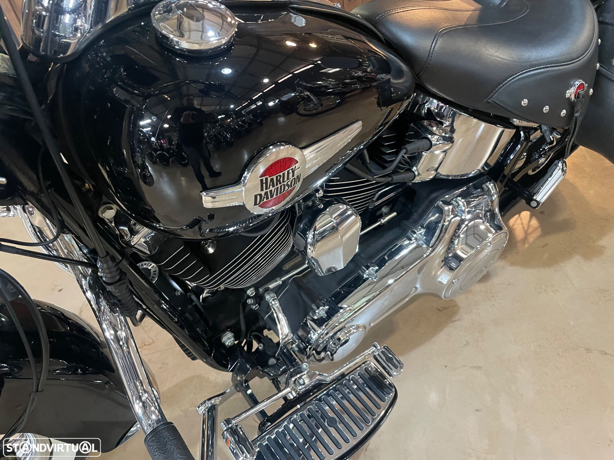 Harley-Davidson FLSTCI - 11