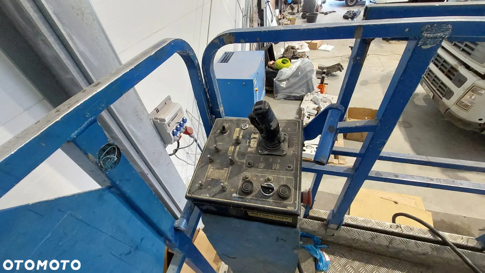 Snorkel Snorkel SR3370 Scissor Lift - 6