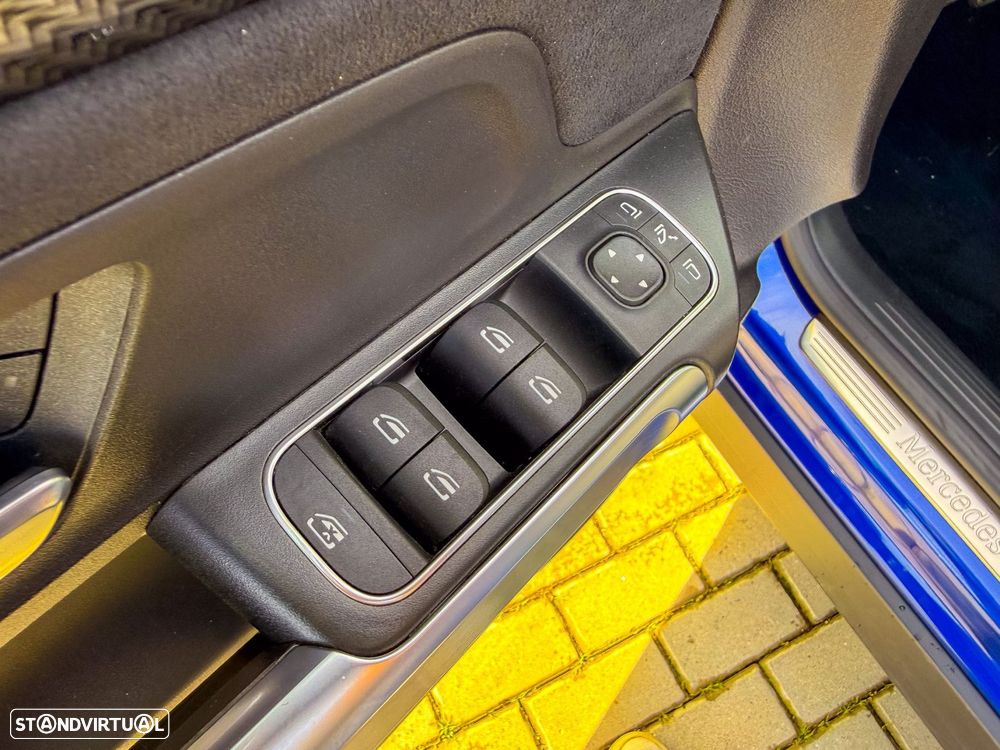 Mercedes-Benz GLB 200 d AMG Line - 14