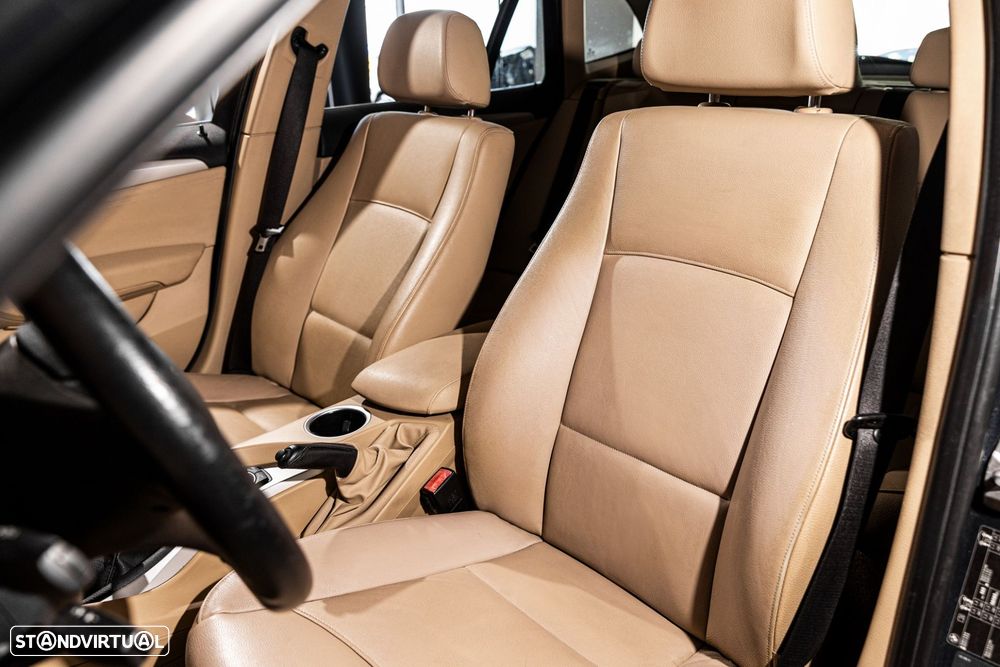BMW X1 16 d sDrive - 19