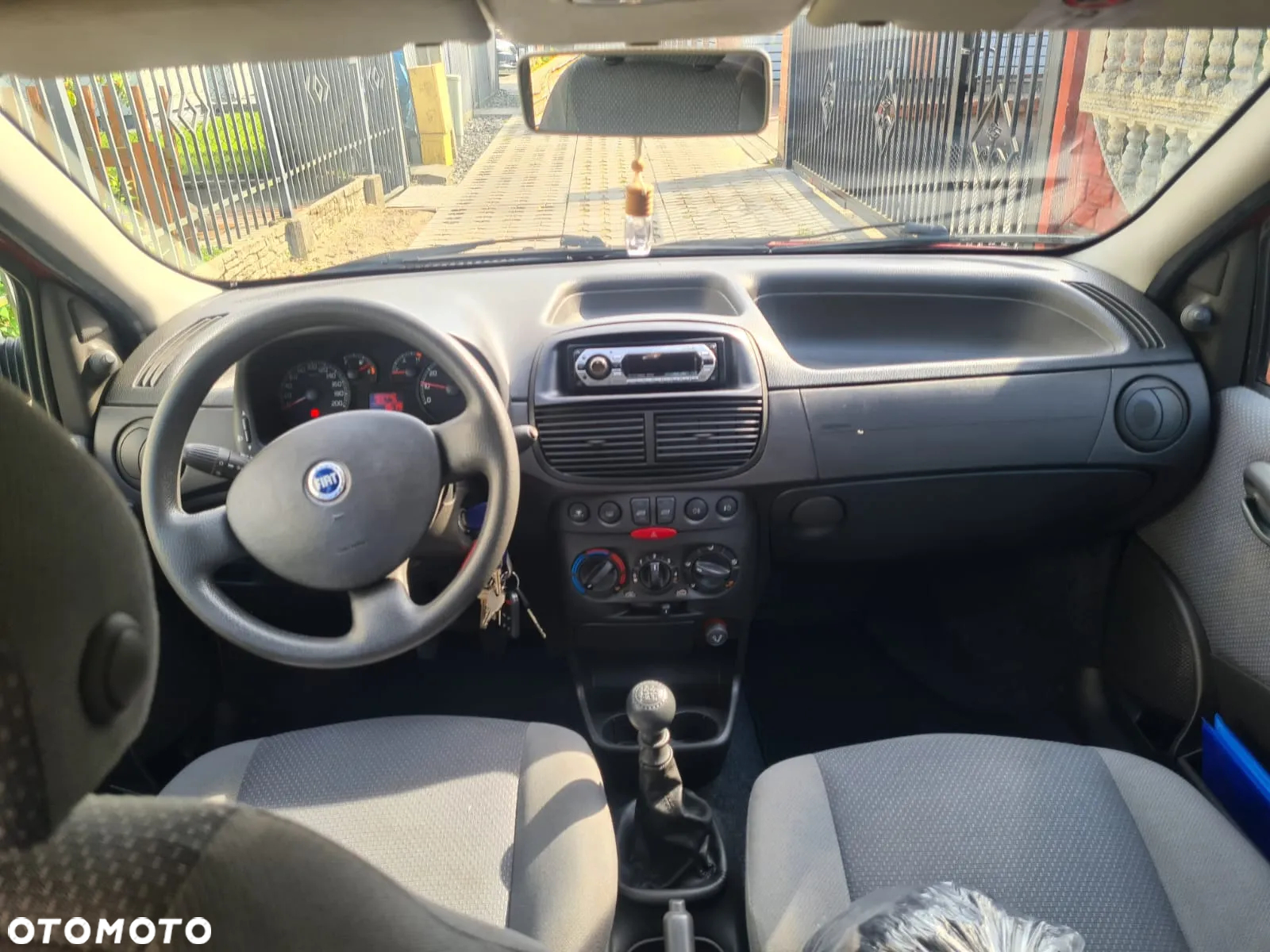 Fiat Punto 1.2 8V - 4