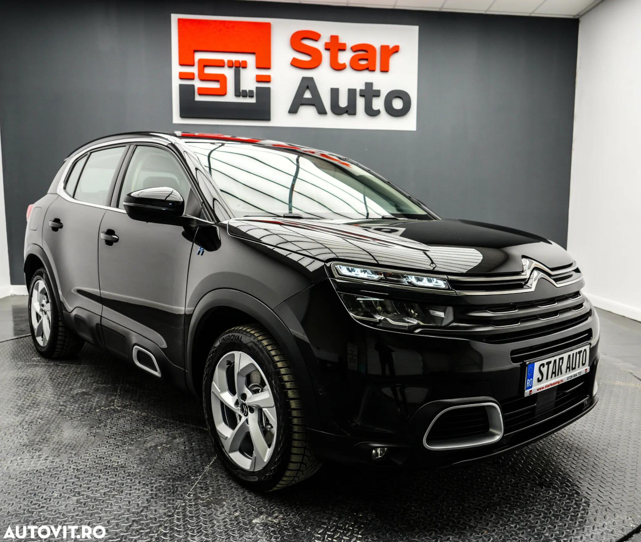 Citroën C5 Aircross 1.6 Hybrid FWD 225 EAT8 Shine - 4