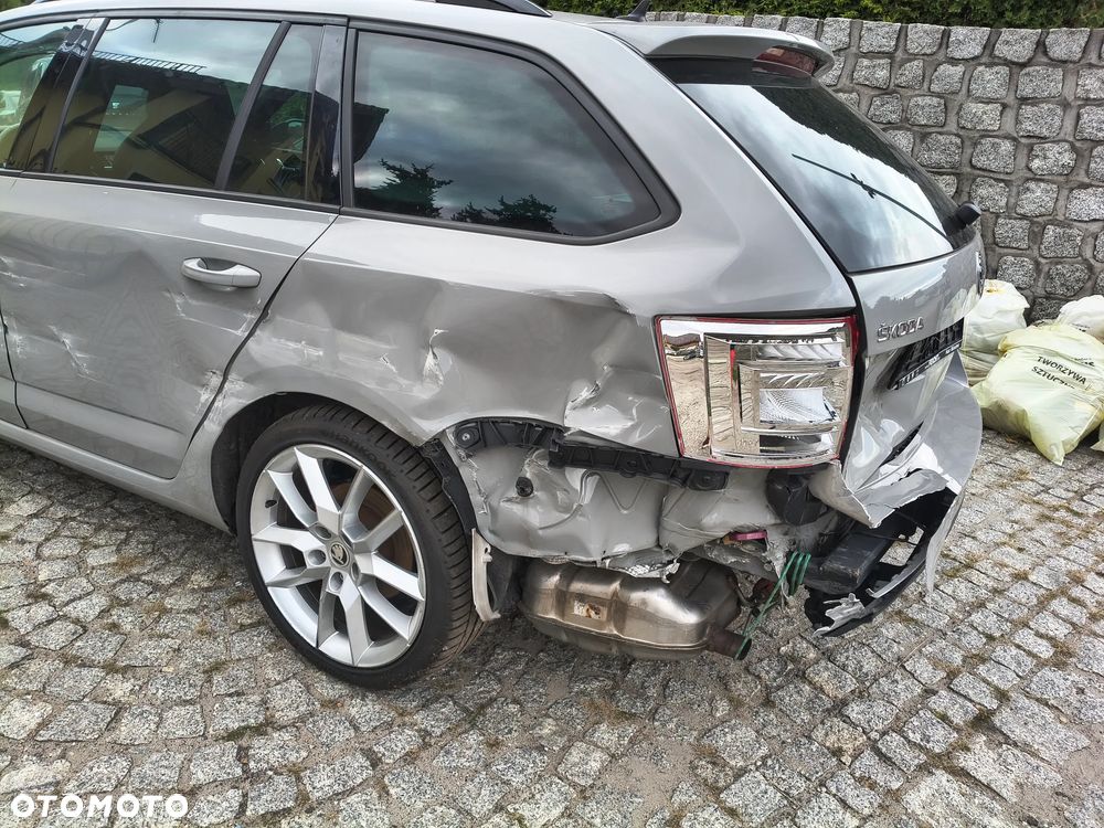 Skoda Octavia 2.0 TSI DSG RS 230 - 31
