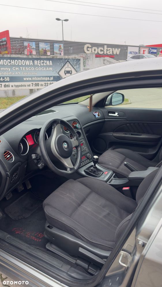 Alfa Romeo 159 2.2JTS Distinctive - 8