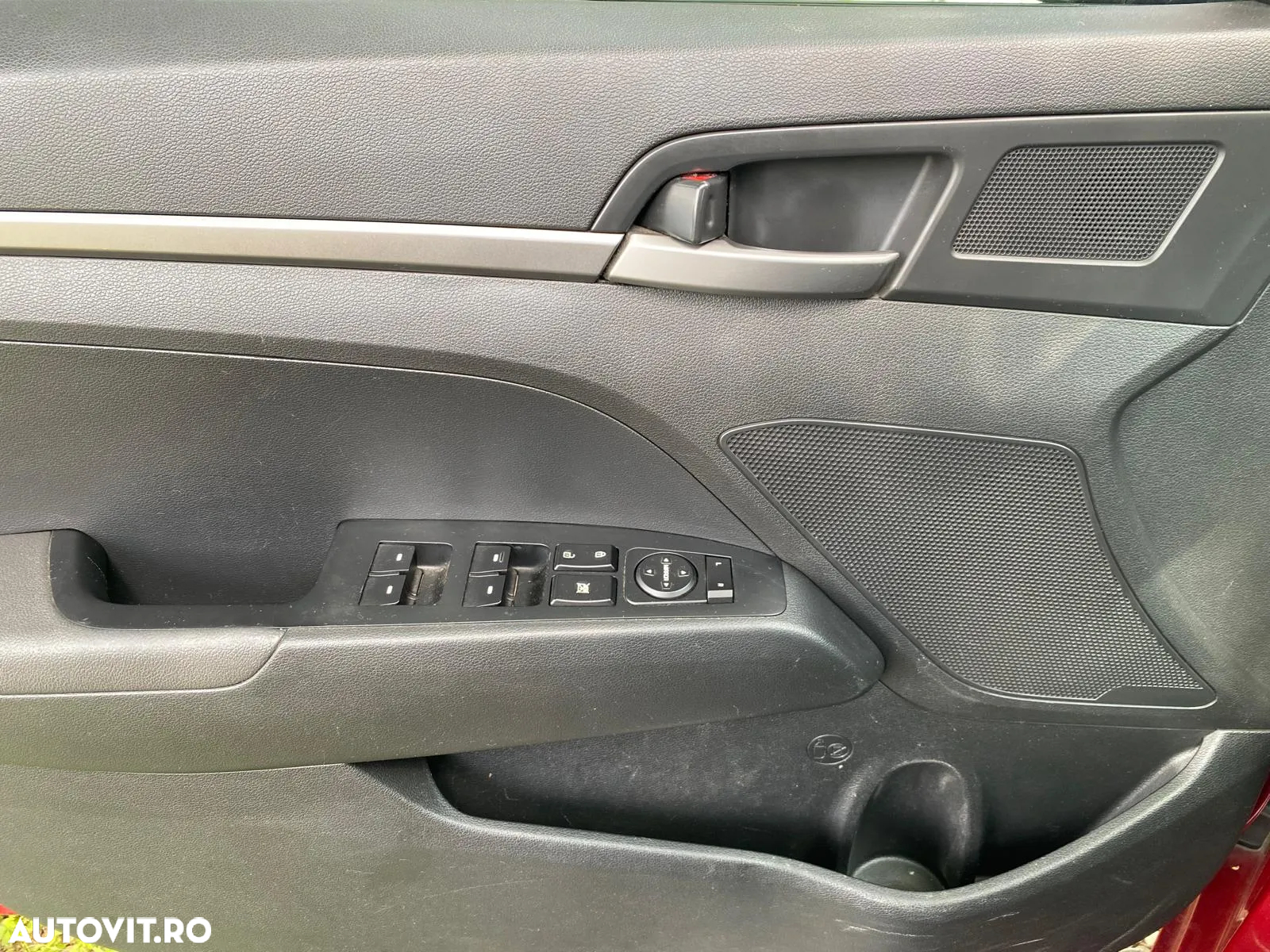 Hyundai Elantra 1.6 MPi Comfort - 17