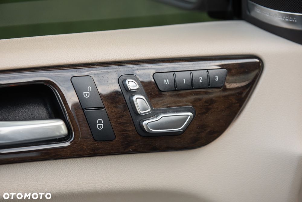 Mercedes-Benz GLE - 19