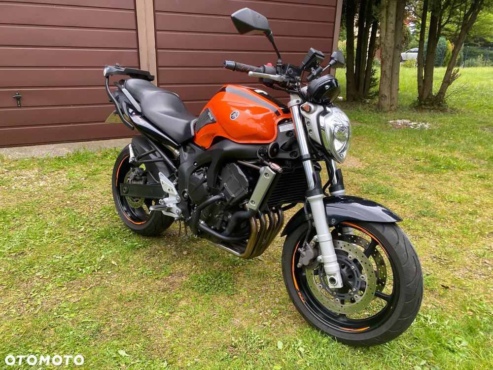 Yamaha FZ6 - 2