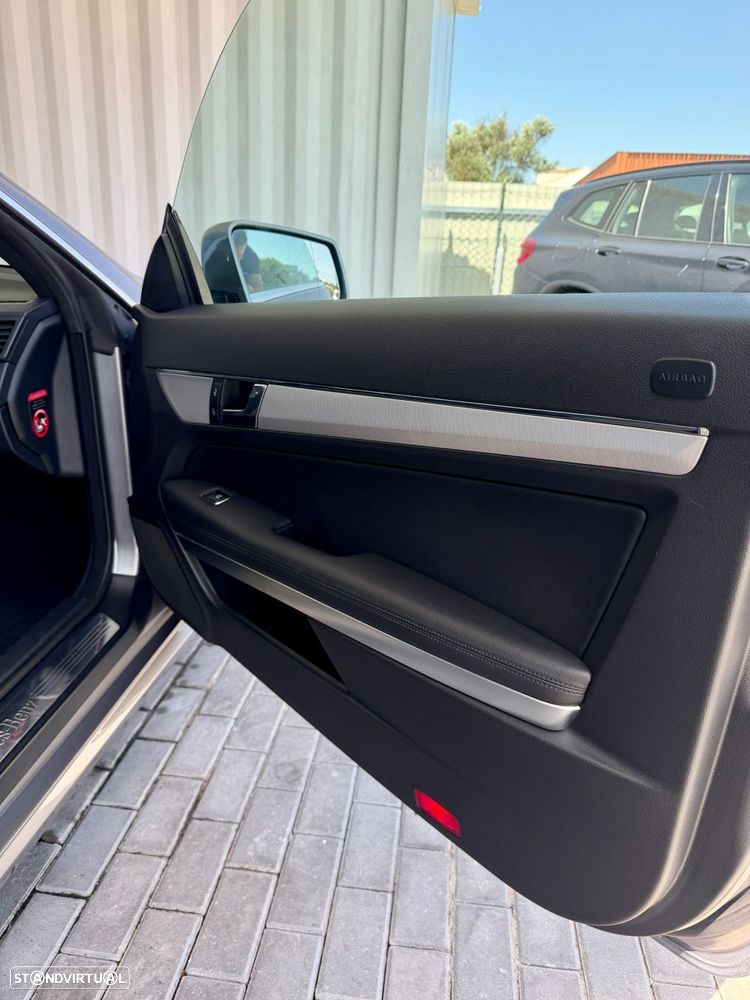 Mercedes-Benz E 200 - 17