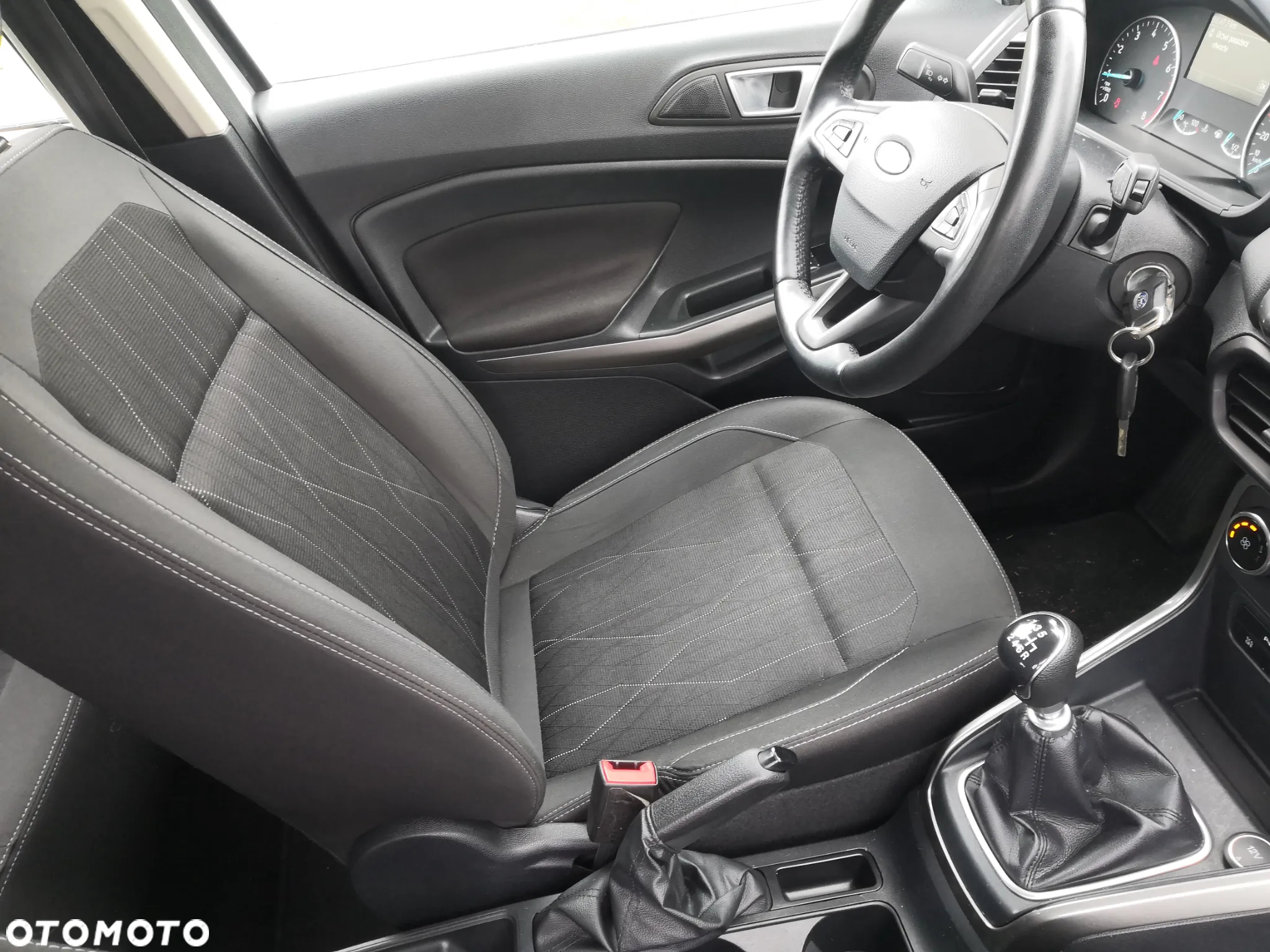 Ford EcoSport - 13