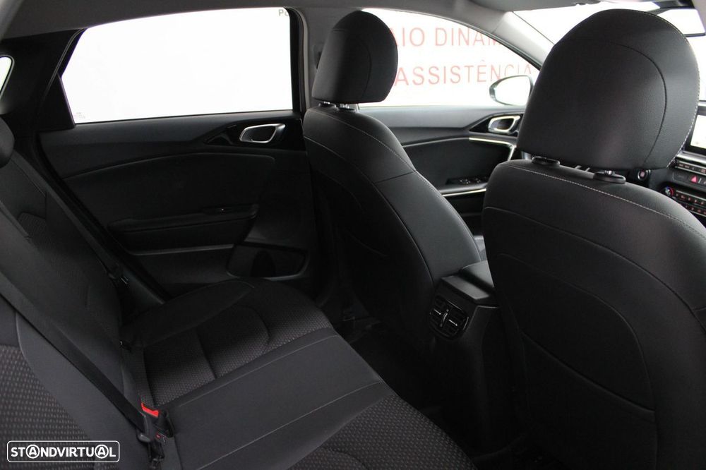 Kia Ceed 1.0 T-GDI Drive - 18