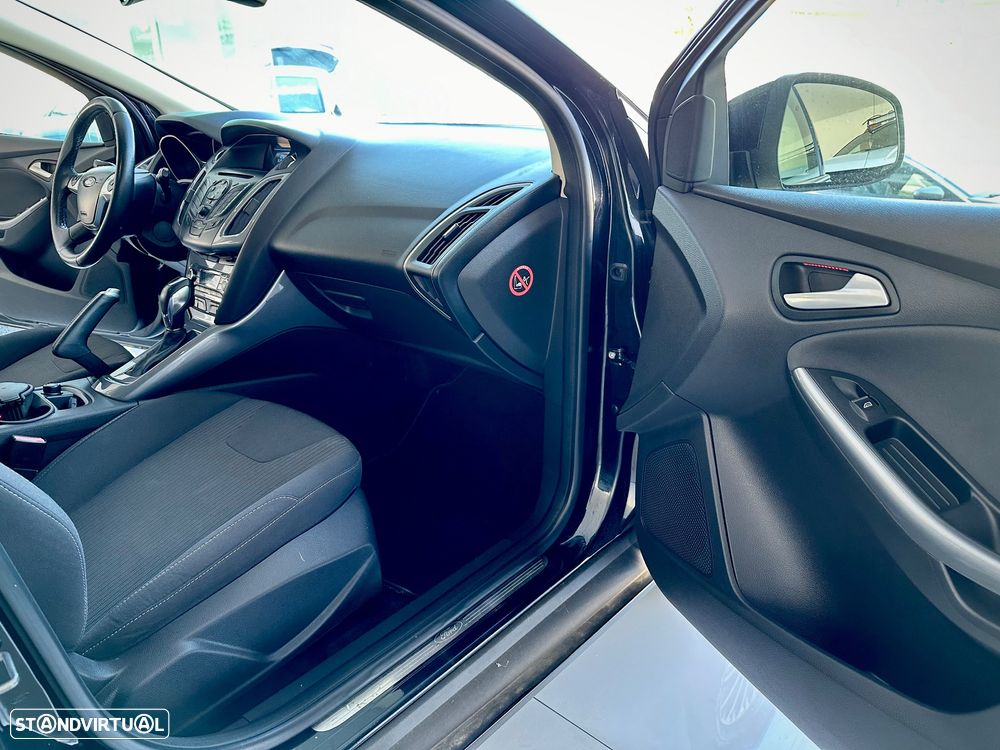 Ford Focus 2.0 TDCi Titanium PowerShift - 17