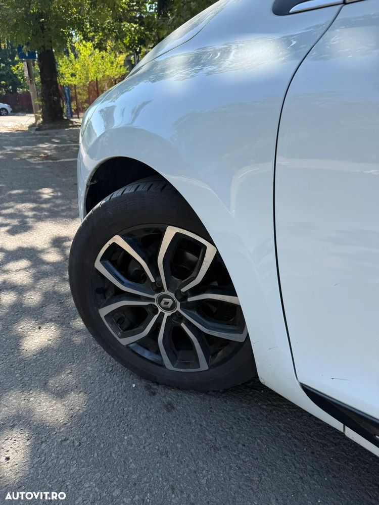 Renault Clio dCi Energy Intens - 13