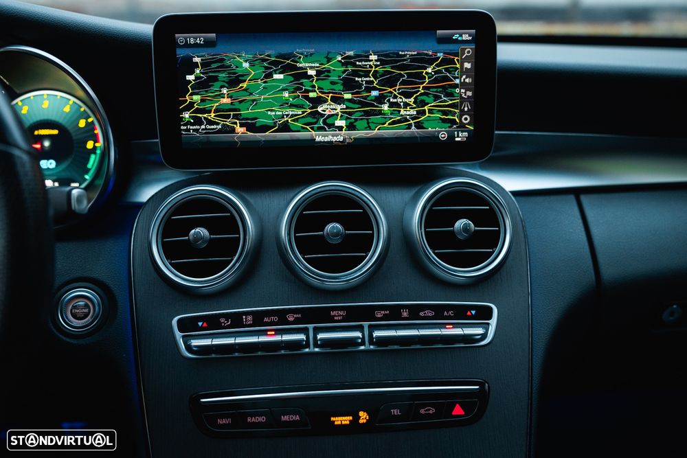 Mercedes-Benz C 300 de T 9G-TRONIC AMG Line - 37