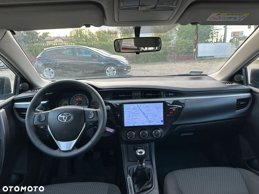 Toyota Corolla - 16
