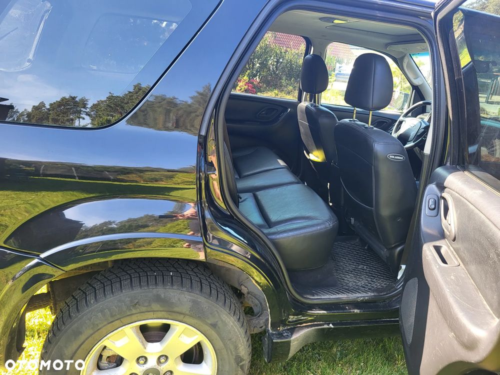 Ford Maverick 3.0 V6 Limited - 5