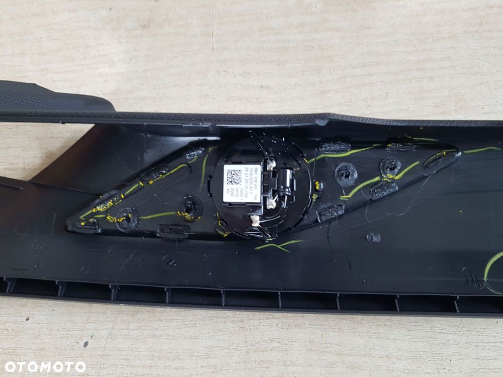 vw golf 8 viii tapicerka poszycie słupka a z głośnikiem 5h0867234p 4pk - 3