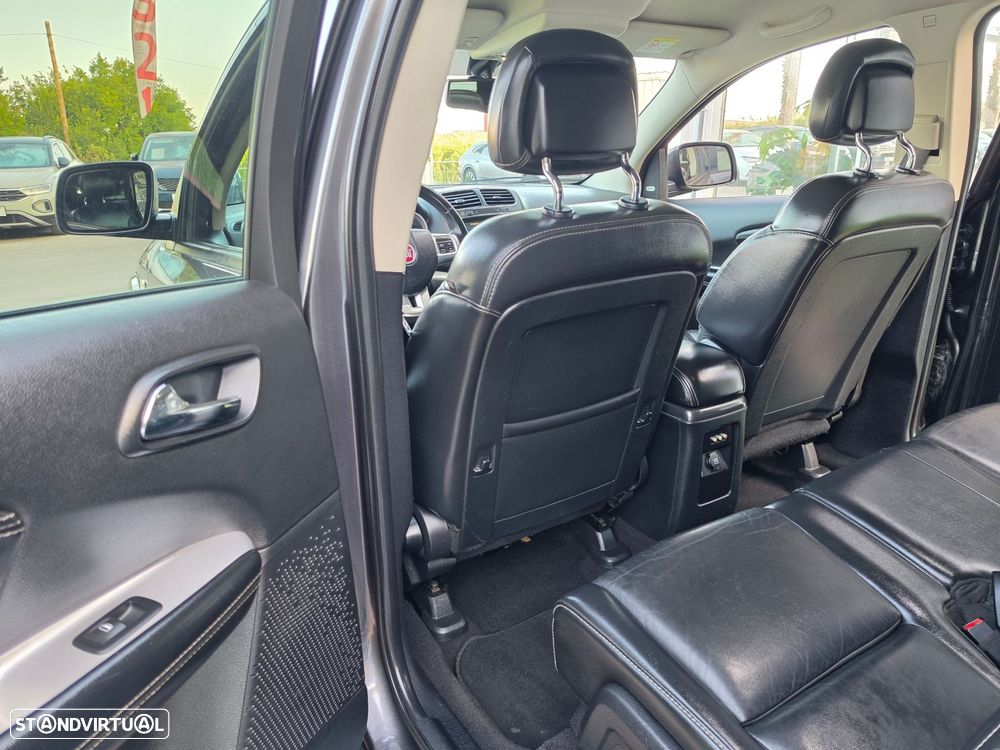 Fiat Freemont 2.0 M-Jet BlackCode - 29