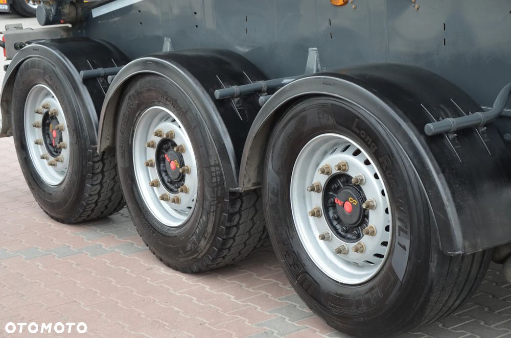 Schwarzmuller WYWROTKA 25 m3 / HARDOX / OŚ POD. / SAF / DE 9590 - 12