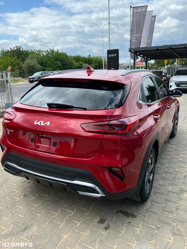 Kia XCeed 1.5 T-GDI M - 2