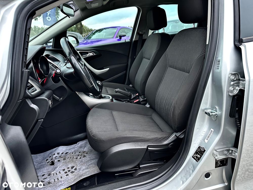 Opel Astra 1.4 Turbo - 26