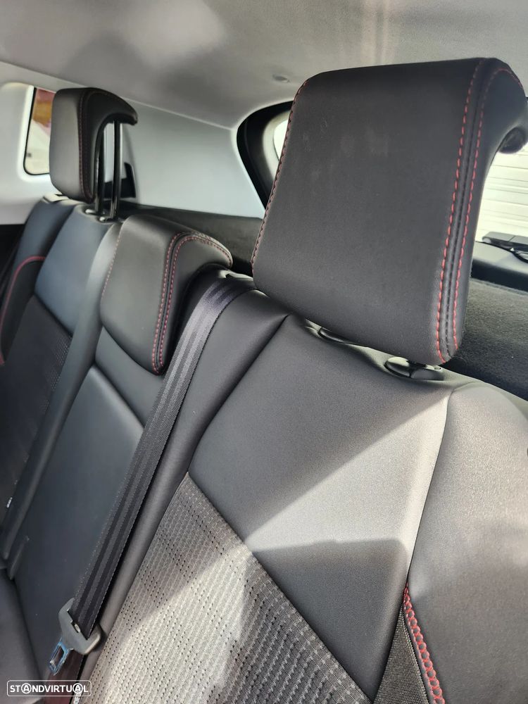 Peugeot 2008 PureTech 110 Stop&Start EAT6 GT-Line Edition - 28