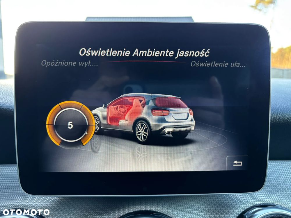 Mercedes-Benz GLA 180 (CDI) d StreetStyle - 21