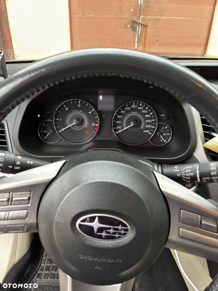 Subaru Legacy 2.0 D Comfort Navi - 6